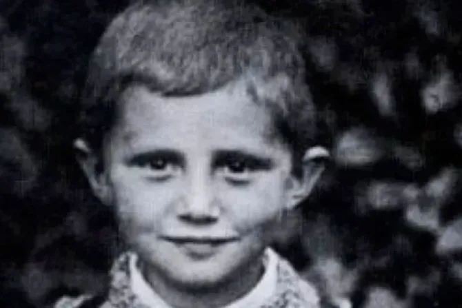 Benedicto XVI niño Navidad 13122023