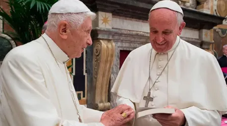Benedicto XVI y el Papa Francisco 02042024