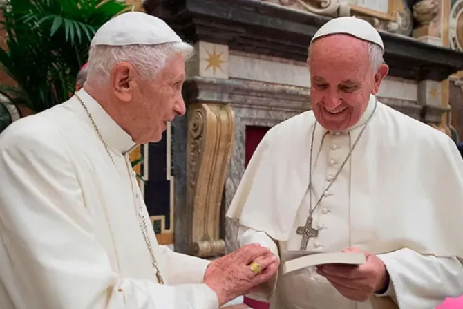 Benedicto XVI y el Papa Francisco 02042024