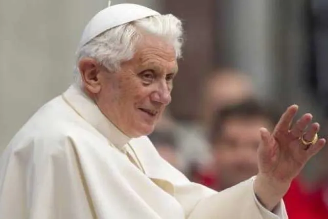 Benedicto XVI muy contento de haber vuelto al Vaticano