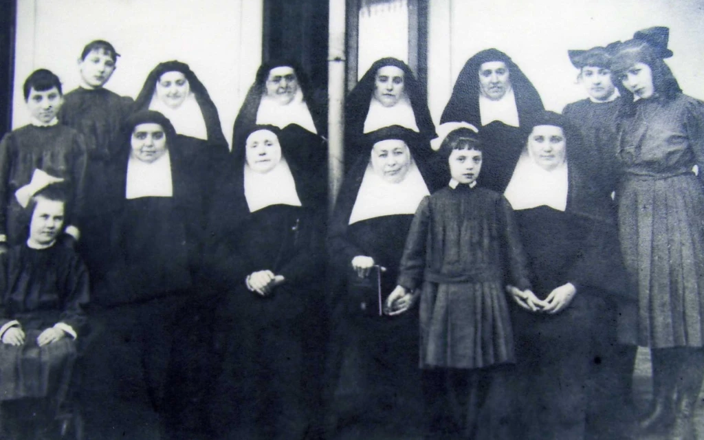 Primeras Hermanas de la comunidad Vedruna que llegaron a Suipacha?w=200&h=150