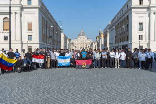Seminaristas de visita en Roma. Crédito: P. Alejandro Vázquez-Dodero
