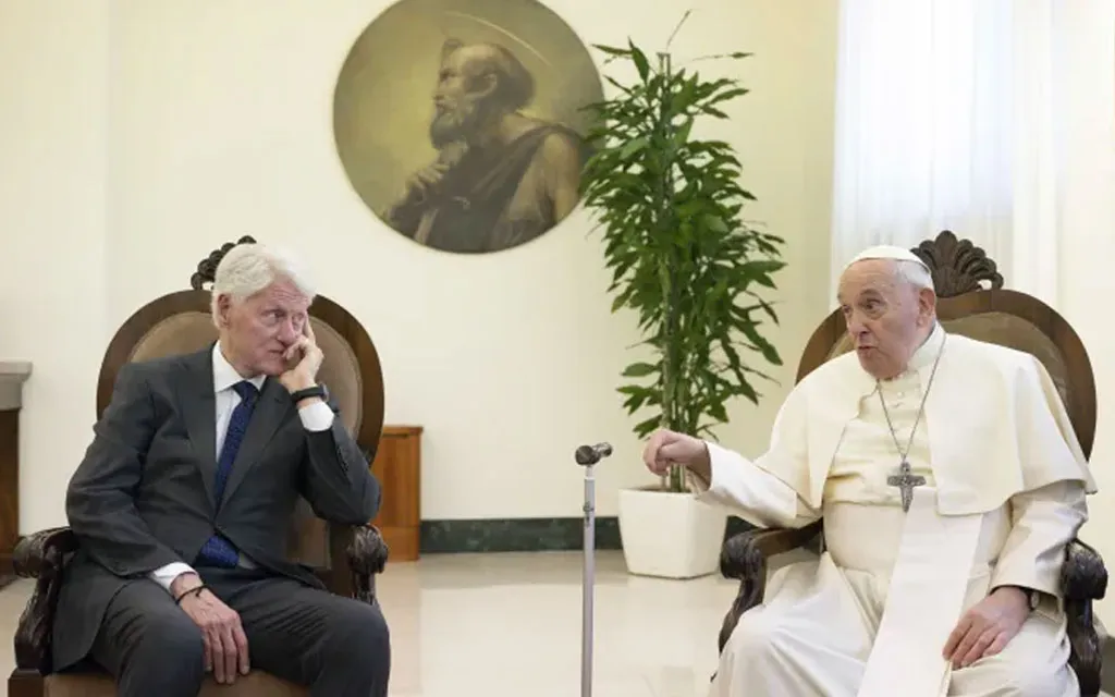 Bill Clinton y el Papa Francisco en el Vaticano?w=200&h=150