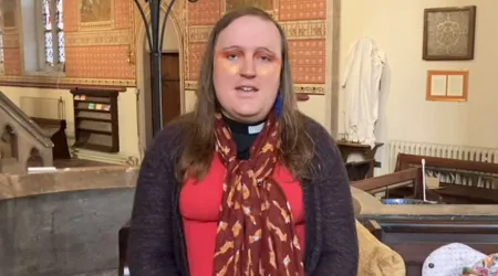 ¿Es católico el sacerdote "no binario" Bingo Allison?