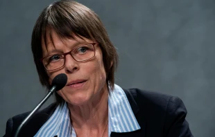 Birgit Weiler, nueva consultora para el Secretariado General del Sínodo. Crédito: Daniel Ibáñez - EWTN News