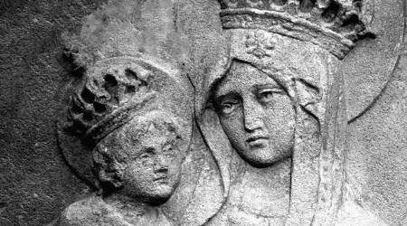 Santísima Virgen María y el Niño Jesús