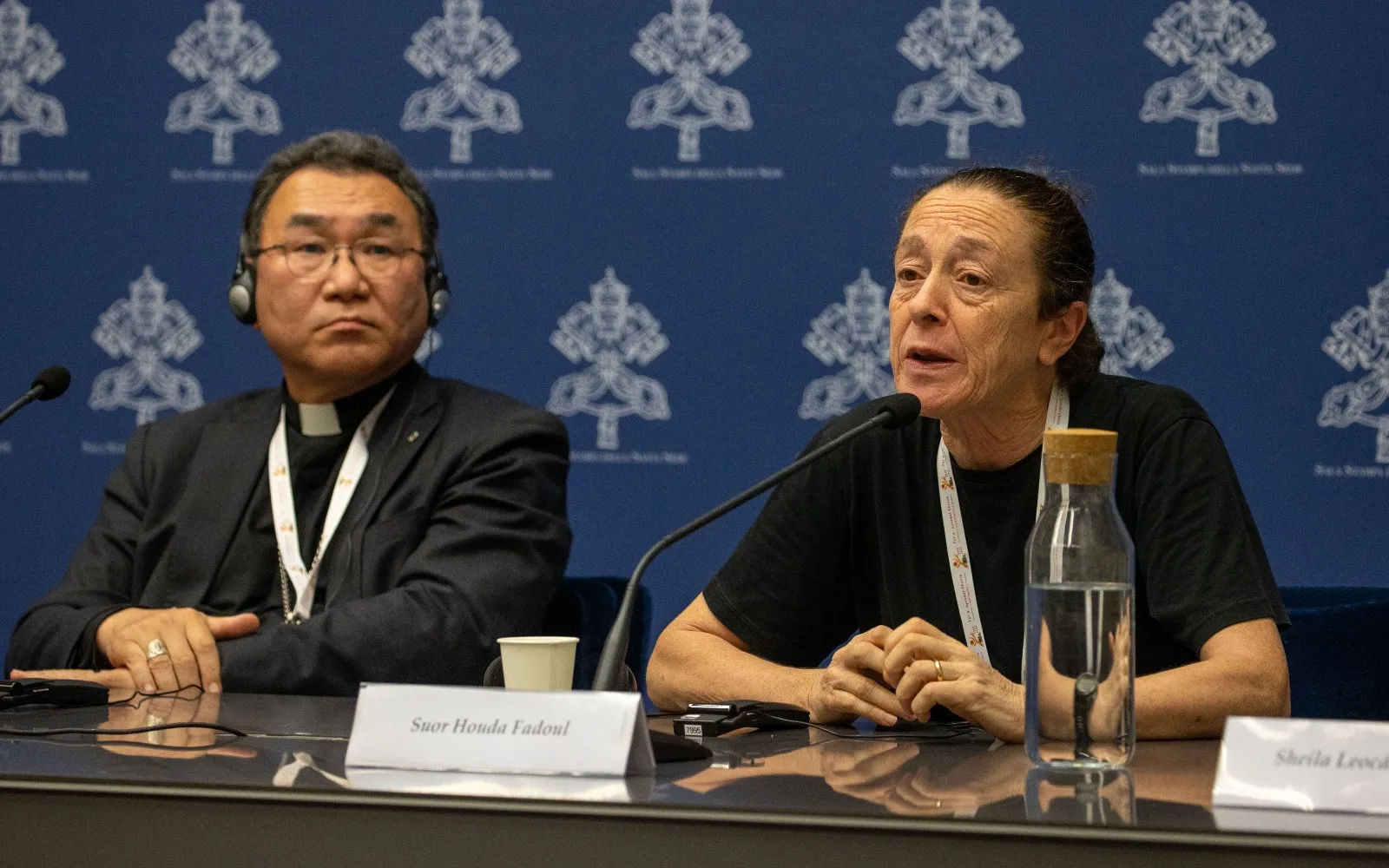 La Hermana Houda Fadoul y el Arzobispo de Tokio, Mons. Tarcisio Isao Kikuchi, durante la rueda de prensa de este 20 de octubre.?w=200&h=150