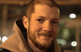 François, el ingeniero y artista que lo dejó todo para servir a los descartados de Nueva York. Crédito: Brother, la película.