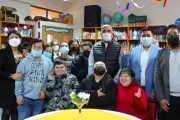 Iglesia lanza proyecto de cafetería atendida por personas con síndrome de Down en Chile