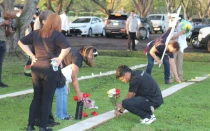 El homenaje, en el cementerio Jardín de Paz, a los caídos en la invasión de EE.UU. a Panamá en 1989.