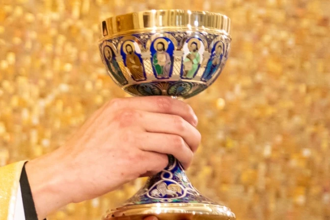 Obispo invita a vivir el mes dedicado a la Preciosísima Sangre de Cristo