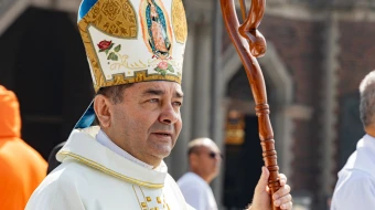 Mons. José Armando Álvarez Cano en la Basílica de Guadalupe.