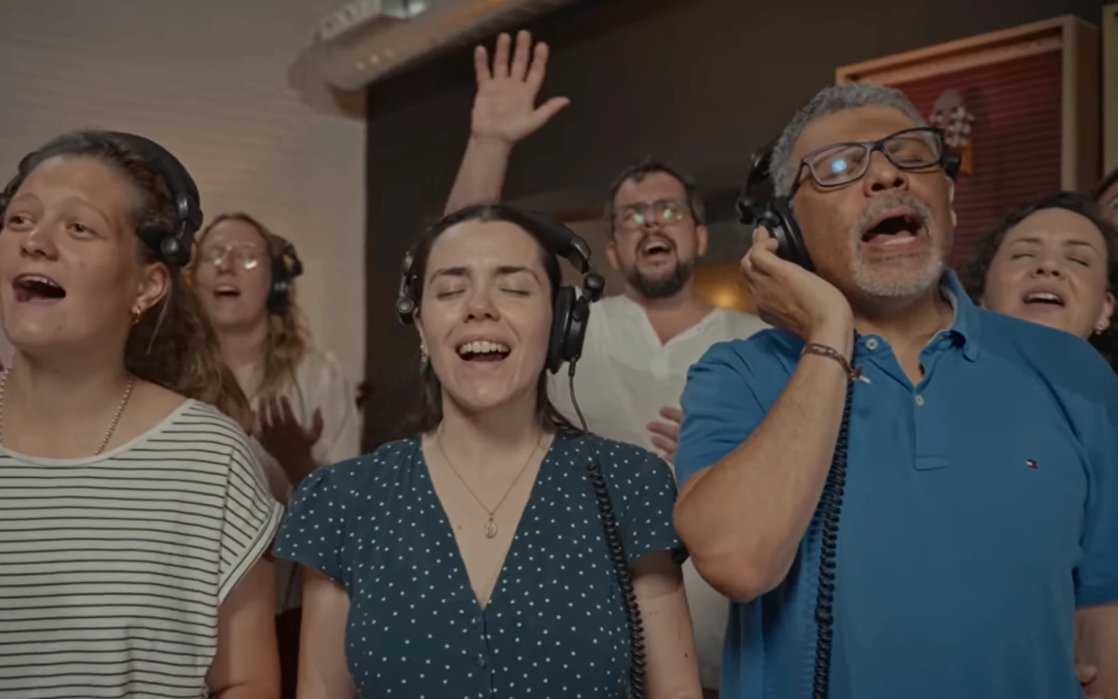 Cantantes españoles entonan la alabanza "Tú, el único Rey".?w=200&h=150