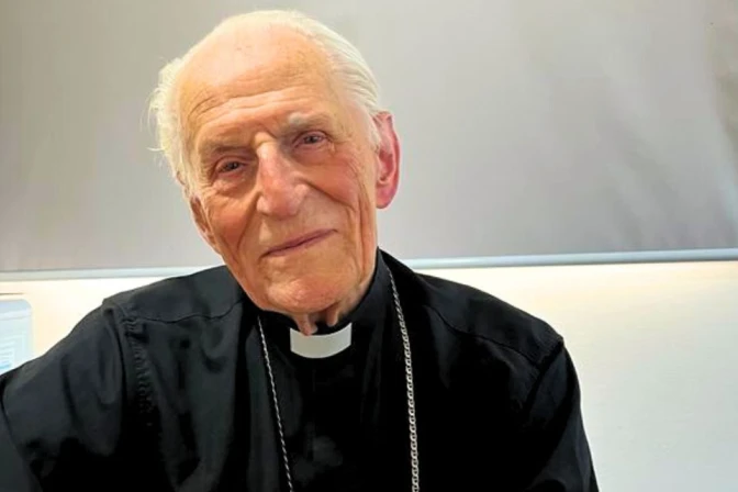 Cardenal Estanislao Karlic