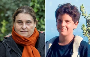 Antonia Salzano y su hijo San Carlo Acutis. Crédito: Vatican Media / Familia de Carlo Acutis