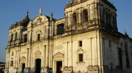 La dictadura puso en ring de box afuera de la Catedral de León en Nicaragua 22042024