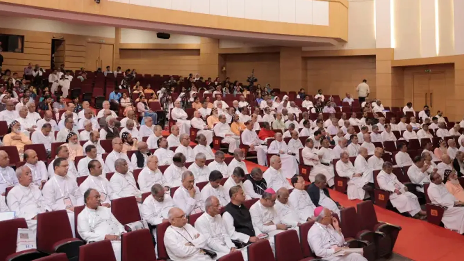 La 36.ª asamblea bienal de la Conferencia Episcopal de la India (CBCI), con la asistencia de más de 180 obispos, comenzó en Bangalore el 31 de enero de 2024.?w=200&h=150