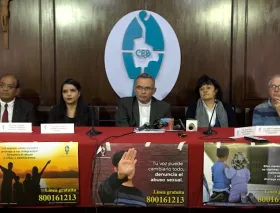 ¿Cómo respondió la Iglesia Católica en Bolivia a las denuncias de abusos contra los Jesuitas?