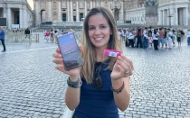 Celia Alonso, creadora de Glory Bible Bracelets.