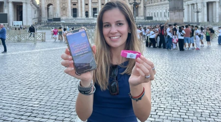 Celia Alonso, creadora de Glory Bible Bracelets.