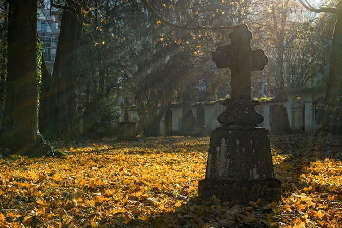 Diócesis ofrece parroquias para acoger cenizas de familiares fallecidos por COVID-19