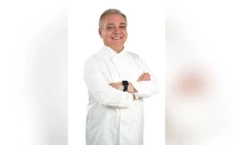 Conocido como  el “chef papal”, Salvo Lo Castro pasó 10 años en el Vaticano cocinando para el Papa Juan Pablo II y el Papa Benedicto XVI. Ahora, ha abierto su primer restaurante en el barrio del SoHo de Nueva York, llamado Casasalvo.