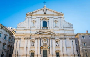 La iglesia del Gesù, donde una Misa y vigilia de oración para cristianos LGBT tuvo lugar el 6 de septiembre de 2025 en Roma durante el Jubileo de la Esperanza 2025. Crédito: essevu/Shutterstock.