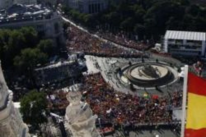 Medio millón de jóvenes asiste a Misa de inauguración de JMJ Madrid 2011 