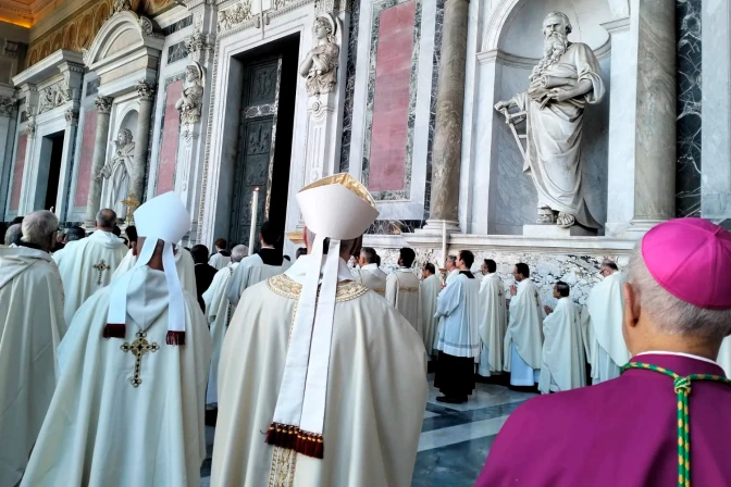 Cierre de la Puerta Santa de la Basílica de San Pablo Extramuros.