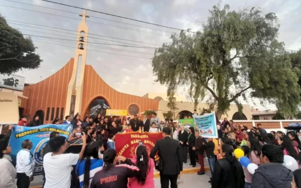 Afueras de la parroquia Santa María Magdalena del distrito de Ciudad Eten, en la diócesis norteña de Chiclayo (Perú), junio de 2024. Crédito: Diócesis de Chiclayo