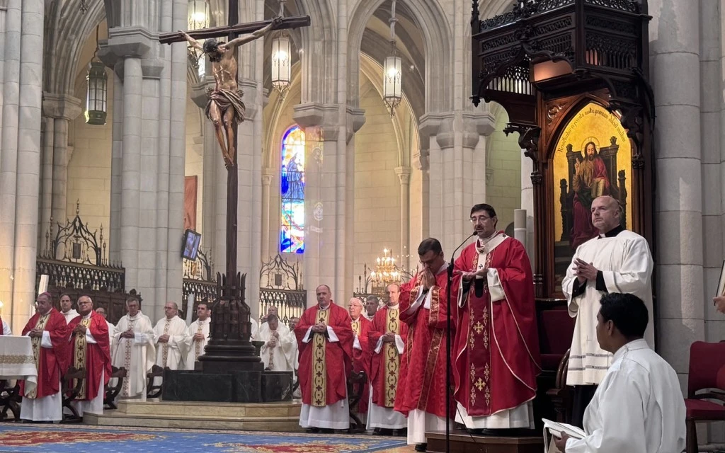El Cardenal José Cobo, en la Catedral de Nuestra Señora de la Almudena.?w=200&h=150
