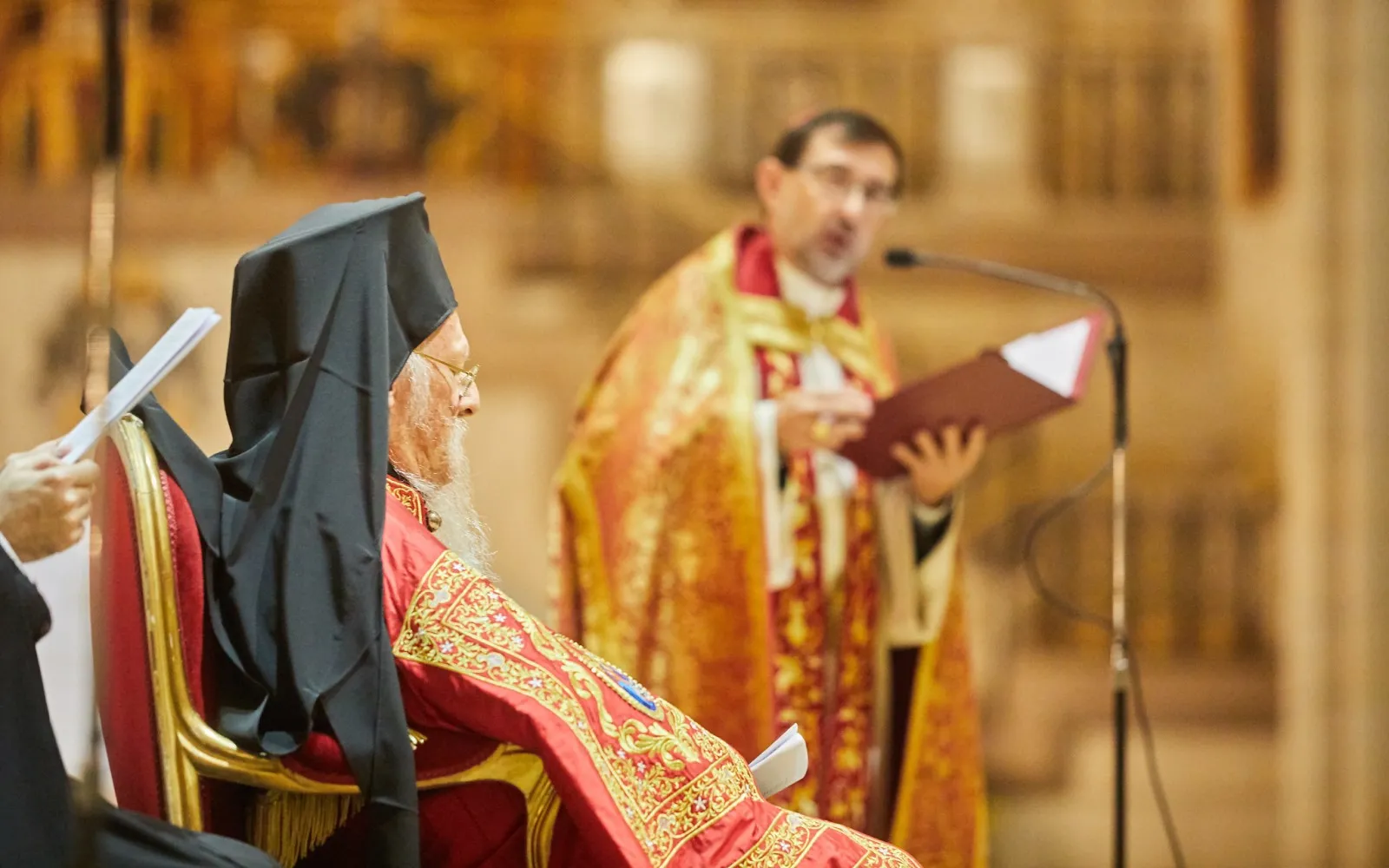 El Cardenal José Cobo, habla durante un encuentro ecuménico con el Patriarca ortodoxo de Constantinopla, Bartolomé I.?w=200&h=150