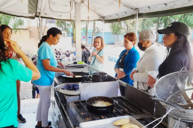 Escasez de alimentos golpea a albergue católico para migrantes en Ciudad de México