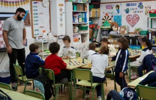 Alumnos de una escuela diocesana de la Archidiócesis de Valencia (España). Crédito: A. Sáiz / AVAN.