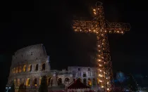 Coliseo Romano durante el Via Crucis de esta Semana Santa 2024.