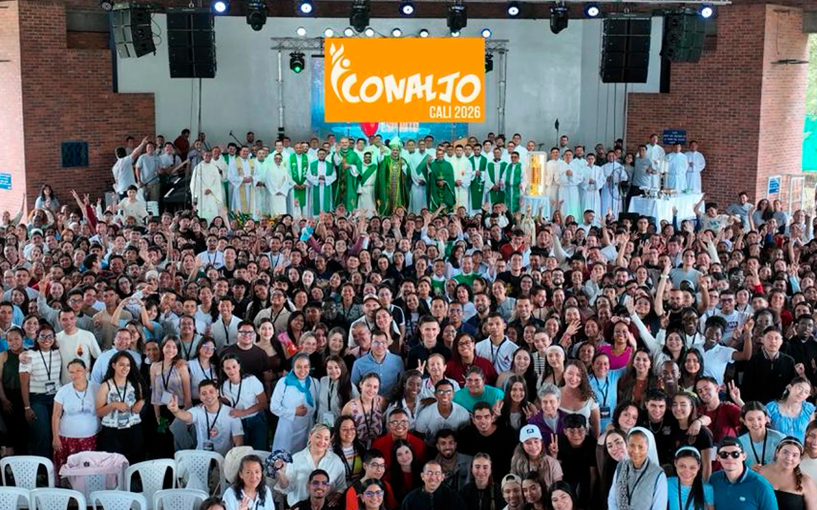 Jóvenes participantes en el Congreso Nacional de Jóvenes Carismáticos (CONALJO 2026).?w=200&h=150