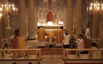 Celebración de la Misa en la forma extraordinaria del Rito Romano.