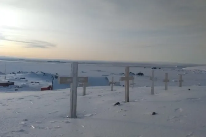 Cementerio en la Base antártica Esperanza