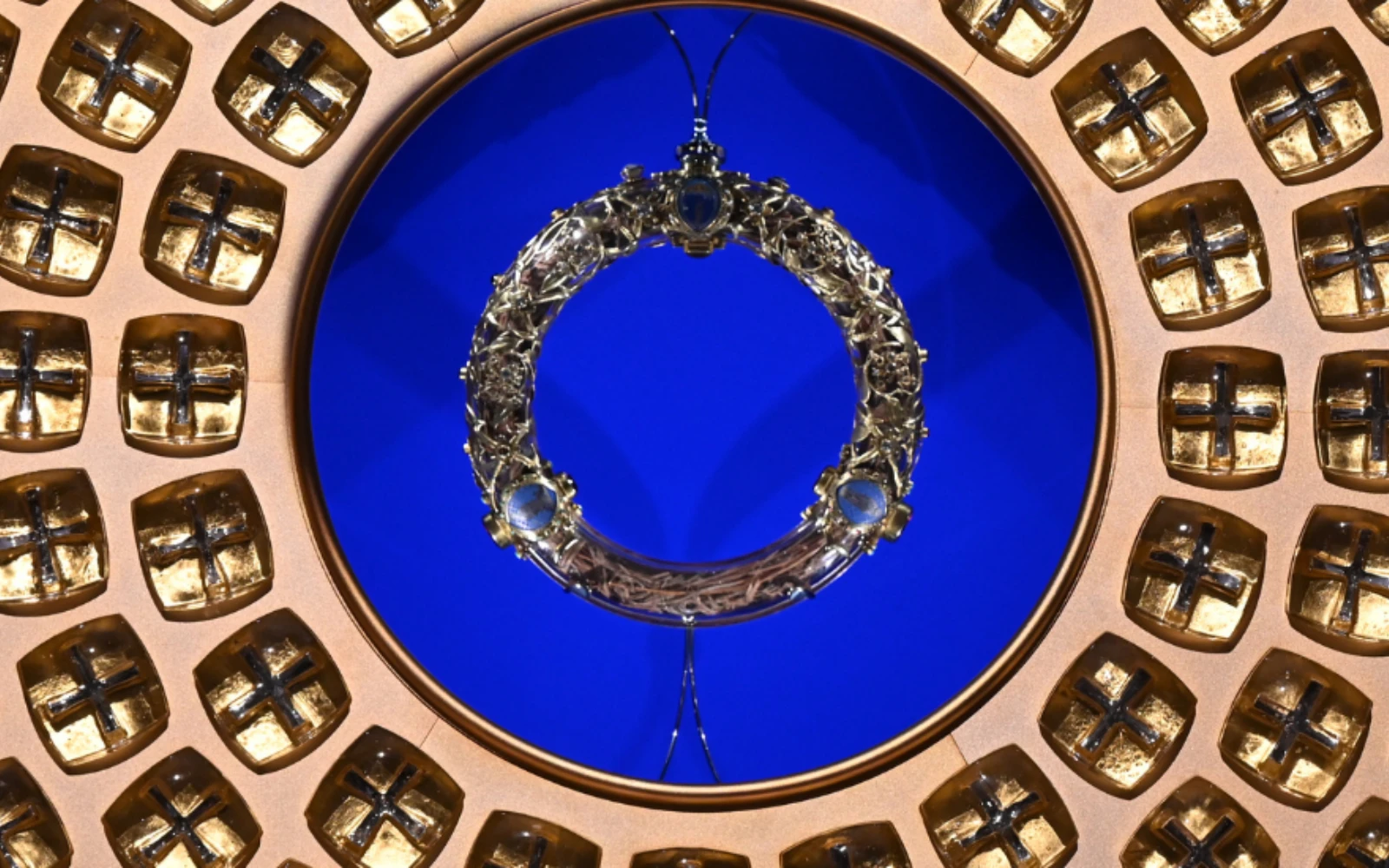 La Corona de Espinas, una de las reliquias más veneradas de la Pasión de Cristo.?w=200&h=150