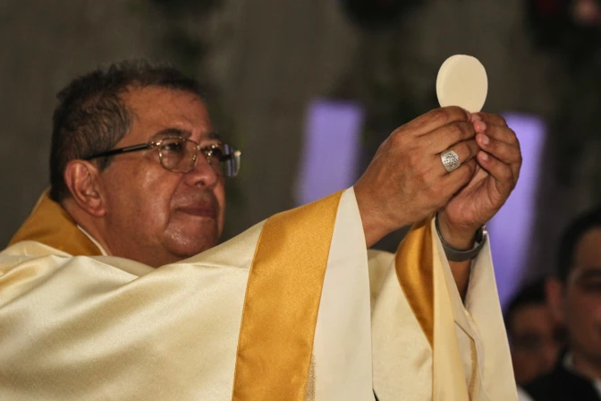 Monseñor Javier Román Arias