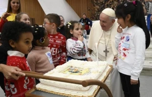 El Papa Francisco celebra su cumpleau00f1os en el Vaticano. Cru00e9dito: Vatican Media 