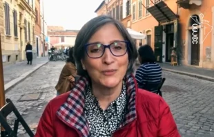 La teóloga española Cristina Inogés participa en el Sínodo de la Sinodalidad por designación del Papa Francisco. Crédito: Captura YouTube Celam