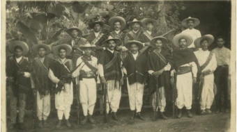 Un grupo de generales cristeros posa en Coalcomán, Michoacán (México), en una imagen fechada hacia 1927.