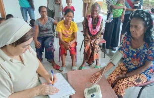 La Hna. Cristina Macrino, que trabaja como enfermera en la ciudad timorense de Bobonaro. Crédito: ACN.