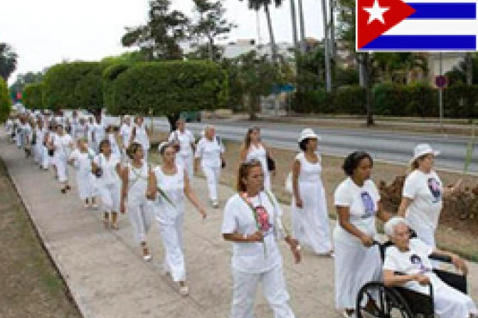 Gobierno de Cuba no cesa hostigamiento contra Damas de Blanco