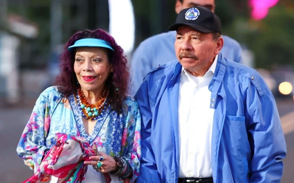 Daniel Ortega, dictador de Nicaragua; y su esposa y "copresidenta" Rosario Murillo.?w=200&h=150