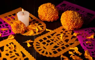 Tradicional decoración de Día de Muertos en México. Crédito: Shutterstock.