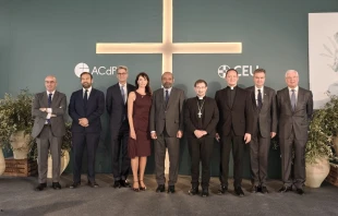 Foto de  familia de los protagonistas del II Desayuno de Oración celebrado en España. Crédito: Nicolás de Cárdenas / ACI Prensa.