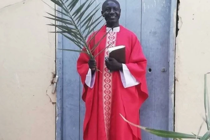 sacerdote de 55 años fue asesinado en Sudán como consecuencia de un ataque de las milicias paramilitares de las Fuerzas de Apoyo Rápido (RSF).