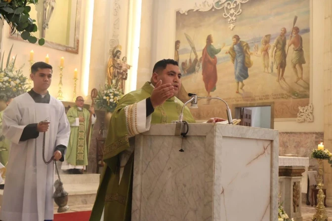 Será ordenado sacerdote este viernes por el Papa León XIV en la basílica de San Pedro del Vaticano